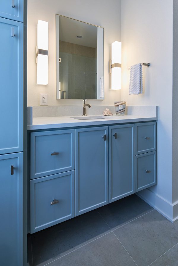 Custom cabinets and components by Custom Wordworks in Longview, TX