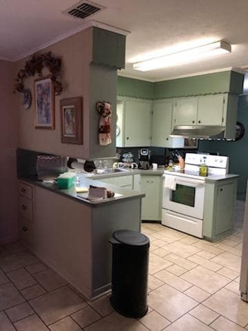 Completed custom cabinetry project by Custom Wordworks in Longview, TX