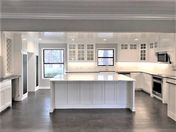 Custom kitchen cabinetry by Custom Wordworks in Longview, TX