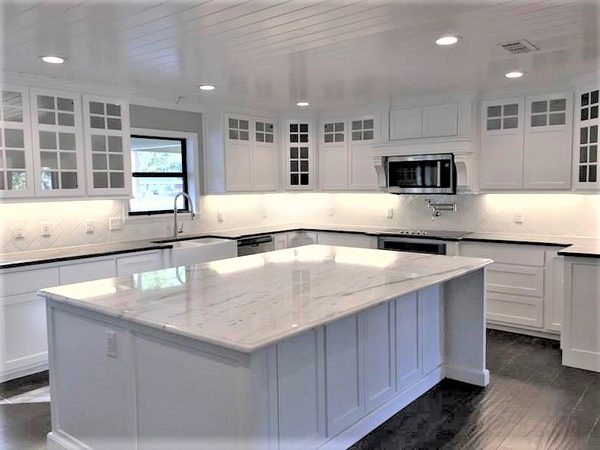 Custom kitchen cabinetry by Custom Wordworks in Longview, TX