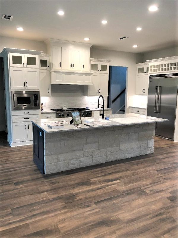 Custom kitchen cabinetry by Custom Wordworks in Longview, TX