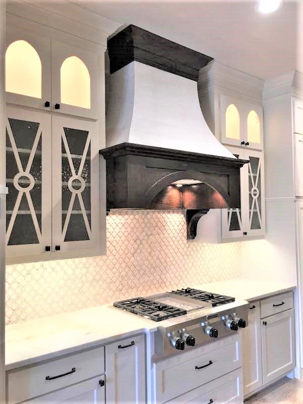 Custom kitchen cabinetry by Custom Wordworks in Longview, TX