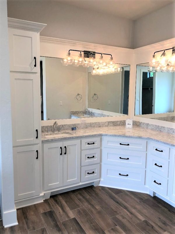 Custom woodworking by Custom Wordworks in Longview, TX