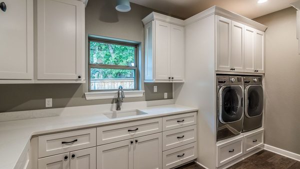Custom woodworking by Custom Wordworks in Longview, TX