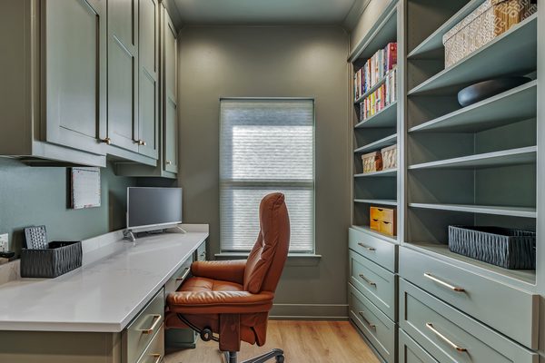 Custom woodworking by Custom Wordworks in Longview, TX